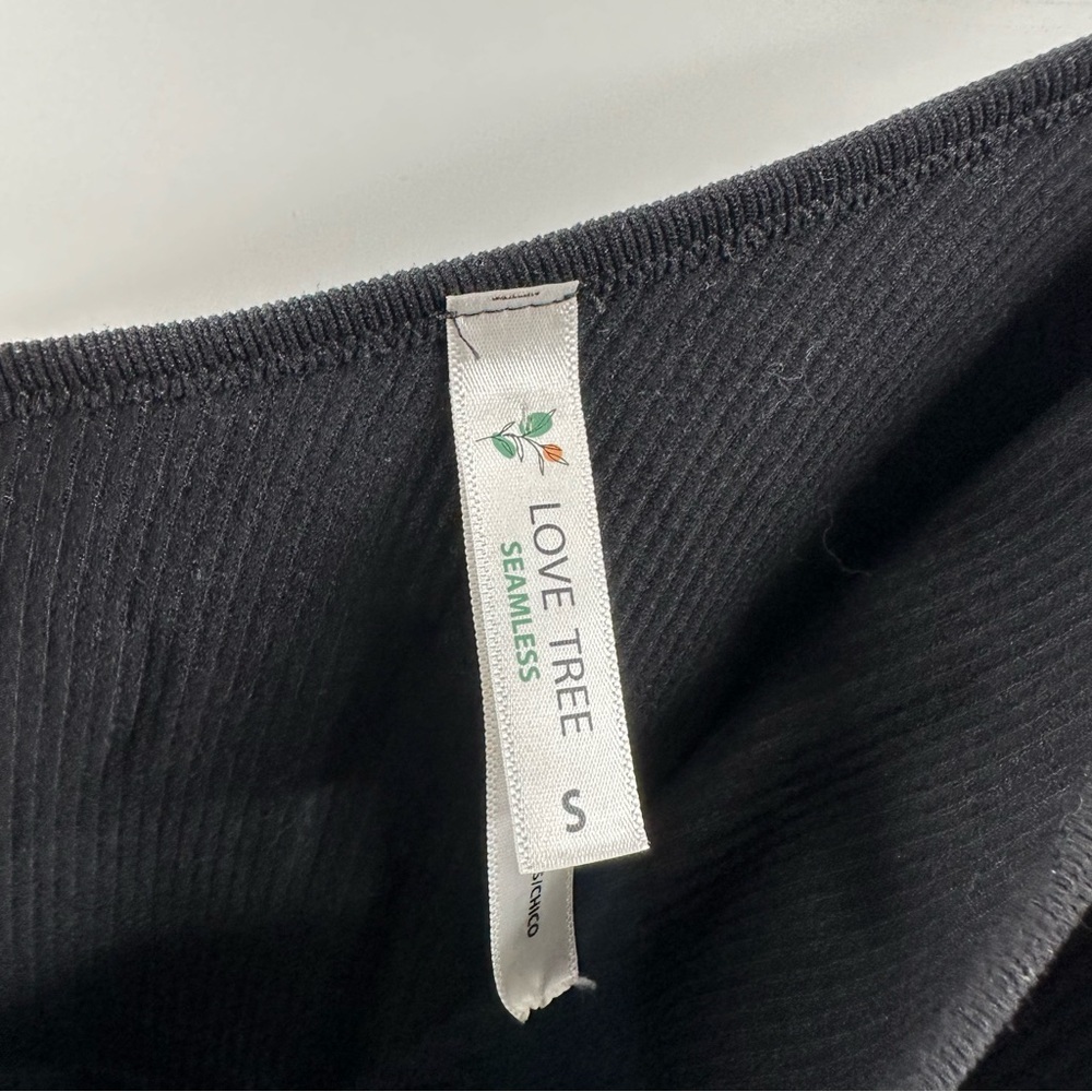 Love Tree Asymmetrical One-Sleeve Ribbed Top – Size Small - Picture 2 of 4